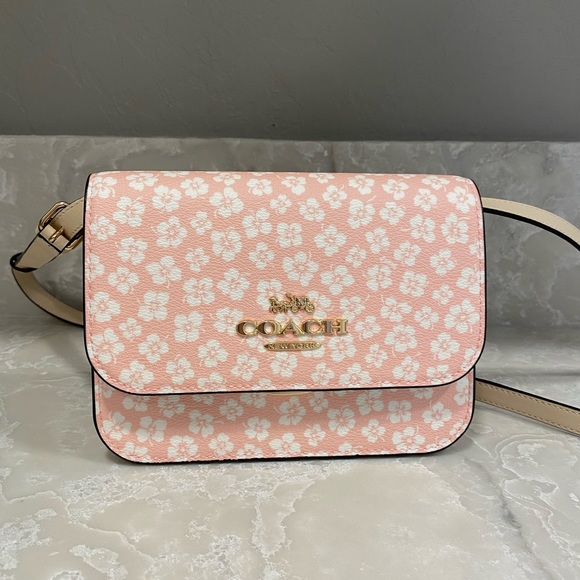 Brand new never used Coach bag. Crossbody/Shoulder bag. Tags included. - Picture 1 of 7